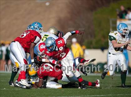 Thumbnail 3 in Shrine Bowl of the Carolinas (North Carolina vs. South Carolina) photogallery.