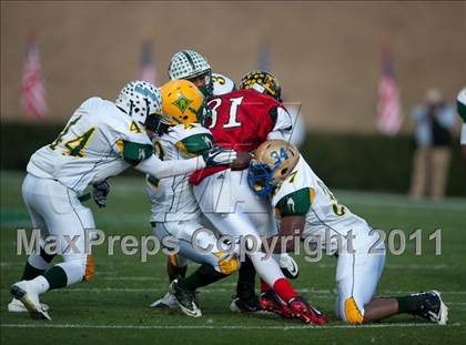 Thumbnail 3 in Shrine Bowl of the Carolinas (North Carolina vs. South Carolina) photogallery.