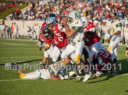 Thumbnail 1 in Shrine Bowl of the Carolinas (North Carolina vs. South Carolina) photogallery.