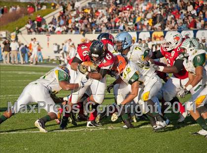 Thumbnail 1 in Shrine Bowl of the Carolinas (North Carolina vs. South Carolina) photogallery.