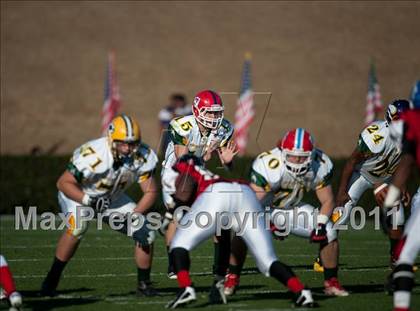 Thumbnail 3 in Shrine Bowl of the Carolinas (North Carolina vs. South Carolina) photogallery.