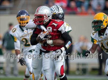 Thumbnail 1 in Shrine Bowl of the Carolinas (North Carolina vs. South Carolina) photogallery.