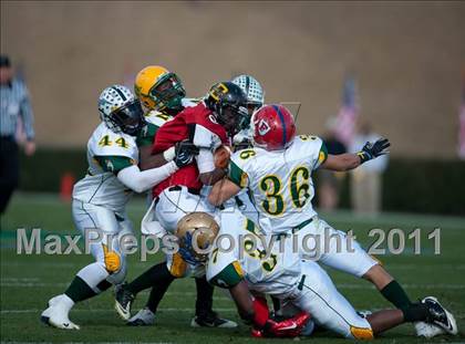 Thumbnail 1 in Shrine Bowl of the Carolinas (North Carolina vs. South Carolina) photogallery.