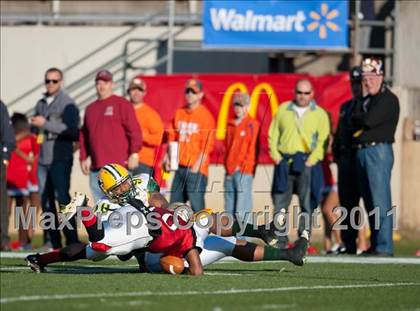Thumbnail 2 in Shrine Bowl of the Carolinas (North Carolina vs. South Carolina) photogallery.