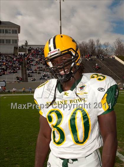 Thumbnail 3 in Shrine Bowl of the Carolinas (North Carolina vs. South Carolina) photogallery.