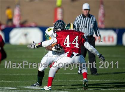 Thumbnail 1 in Shrine Bowl of the Carolinas (North Carolina vs. South Carolina) photogallery.