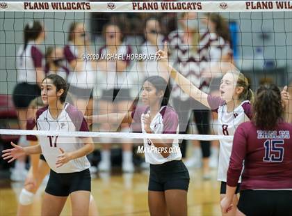 Thumbnail 1 in Rowlett @ Plano photogallery.