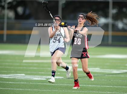 Thumbnail 3 in Bowie @ McNeil photogallery.