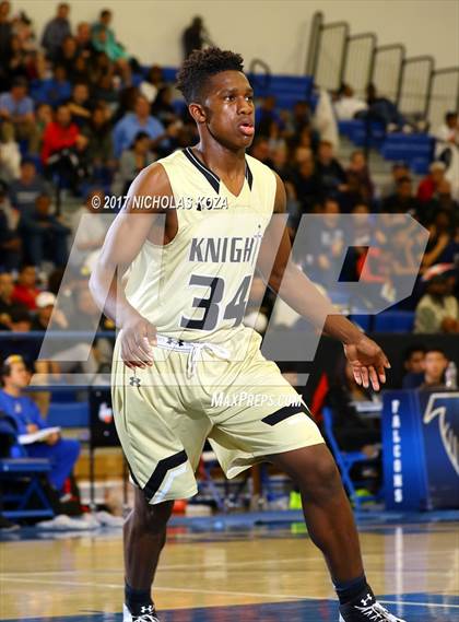 Thumbnail 3 in Fairfax vs. Bishop Montgomery (Rolling Hills Prep State Preview) photogallery.