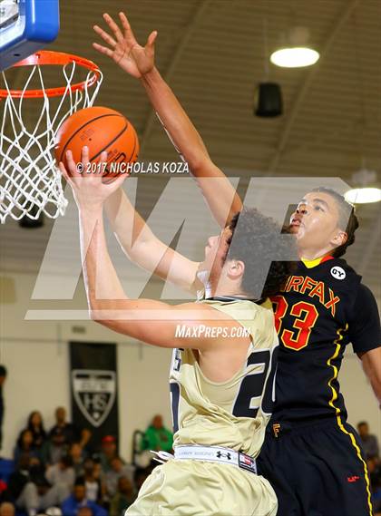 Thumbnail 3 in Fairfax vs. Bishop Montgomery (Rolling Hills Prep State Preview) photogallery.