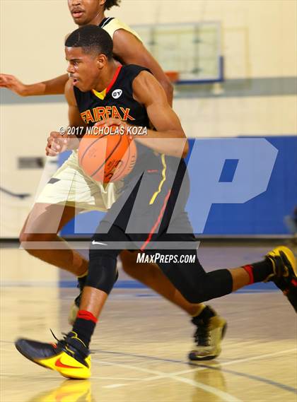 Thumbnail 1 in Fairfax vs. Bishop Montgomery (Rolling Hills Prep State Preview) photogallery.