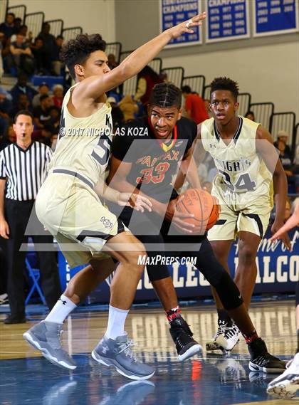 Thumbnail 2 in Fairfax vs. Bishop Montgomery (Rolling Hills Prep State Preview) photogallery.