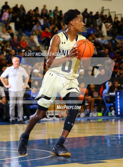 Thumbnail 1 in Fairfax vs. Bishop Montgomery (Rolling Hills Prep State Preview) photogallery.