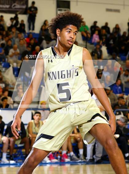 Thumbnail 2 in Fairfax vs. Bishop Montgomery (Rolling Hills Prep State Preview) photogallery.