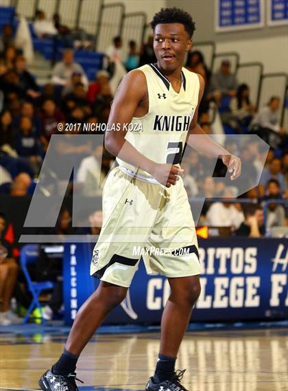 Thumbnail 2 in Fairfax vs. Bishop Montgomery (Rolling Hills Prep State Preview) photogallery.