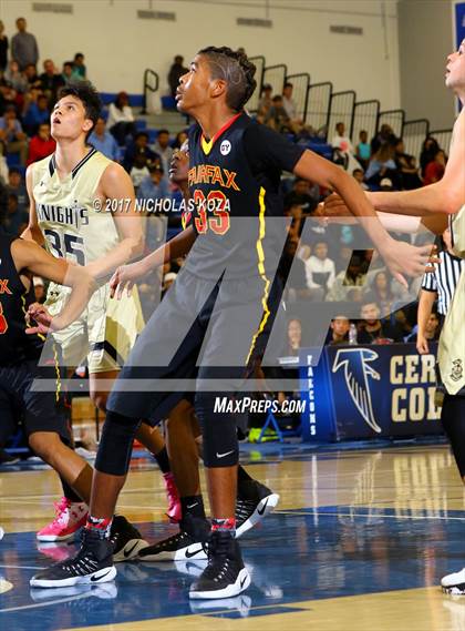 Thumbnail 3 in Fairfax vs. Bishop Montgomery (Rolling Hills Prep State Preview) photogallery.