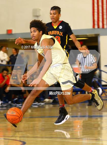 Thumbnail 1 in Fairfax vs. Bishop Montgomery (Rolling Hills Prep State Preview) photogallery.