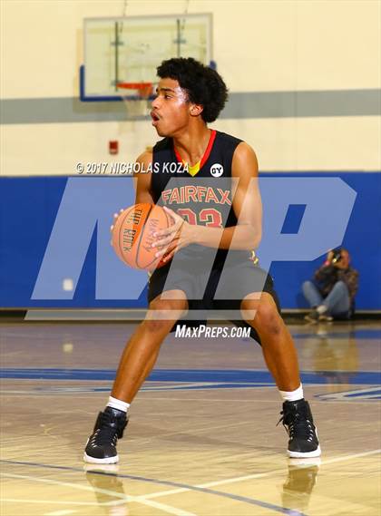 Thumbnail 2 in Fairfax vs. Bishop Montgomery (Rolling Hills Prep State Preview) photogallery.