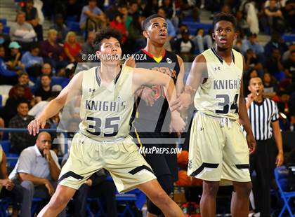 Thumbnail 2 in Fairfax vs. Bishop Montgomery (Rolling Hills Prep State Preview) photogallery.