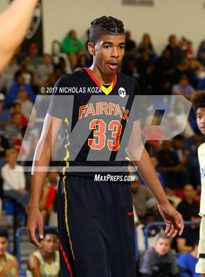Thumbnail 2 in Fairfax vs. Bishop Montgomery (Rolling Hills Prep State Preview) photogallery.