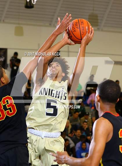 Thumbnail 1 in Fairfax vs. Bishop Montgomery (Rolling Hills Prep State Preview) photogallery.