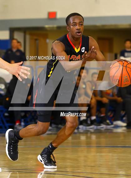Thumbnail 1 in Fairfax vs. Bishop Montgomery (Rolling Hills Prep State Preview) photogallery.