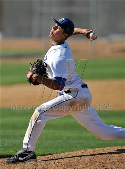 Thumbnail 3 in Grossmont vs Rancho Bernardo (Lions Tournament) photogallery.