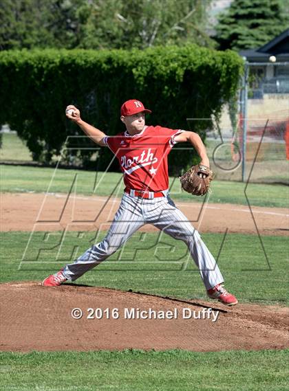 Thumbnail 3 in Tehachapi vs. North photogallery.