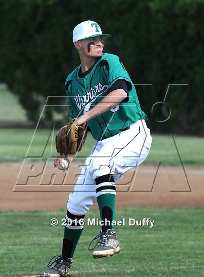Thumbnail 2 in Tehachapi vs. North photogallery.