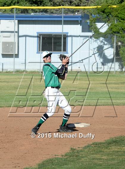 Thumbnail 3 in Tehachapi vs. North photogallery.