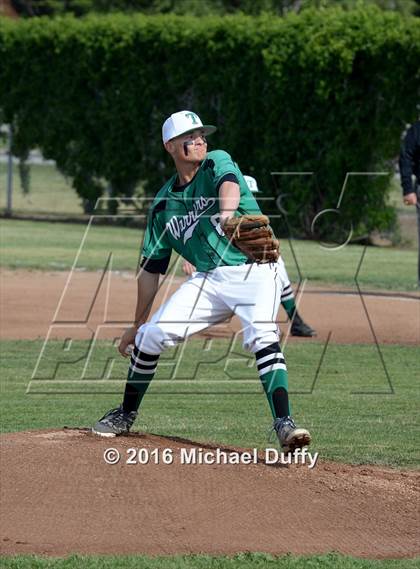 Thumbnail 3 in Tehachapi vs. North photogallery.