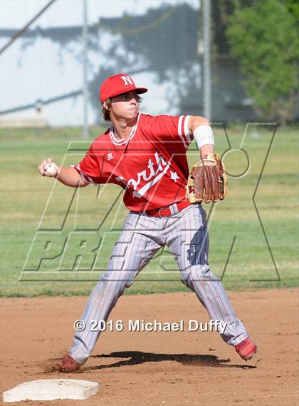 Thumbnail 3 in Tehachapi vs. North photogallery.