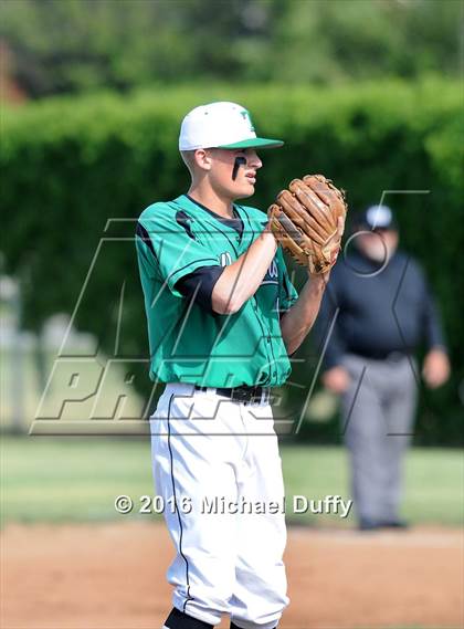 Thumbnail 3 in Tehachapi vs. North photogallery.