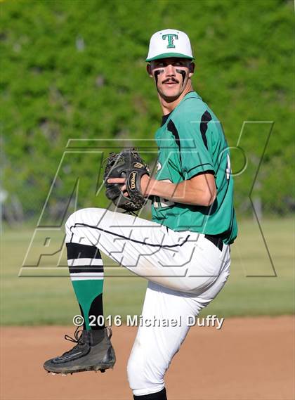 Thumbnail 3 in Tehachapi vs. North photogallery.