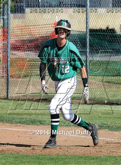 Thumbnail 3 in Tehachapi vs. North photogallery.