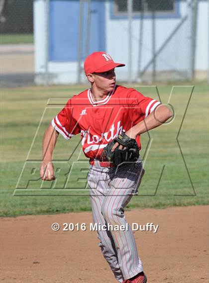 Thumbnail 3 in Tehachapi vs. North photogallery.