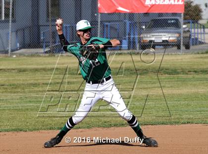 Thumbnail 1 in Tehachapi vs. North photogallery.