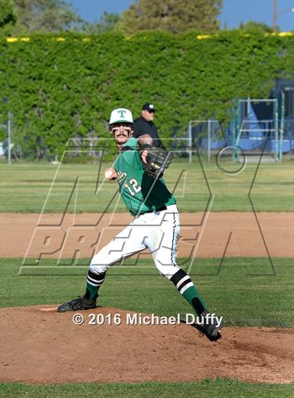 Thumbnail 1 in Tehachapi vs. North photogallery.