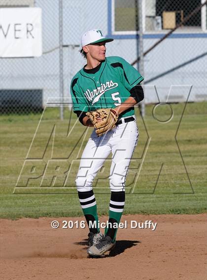 Thumbnail 2 in Tehachapi vs. North photogallery.