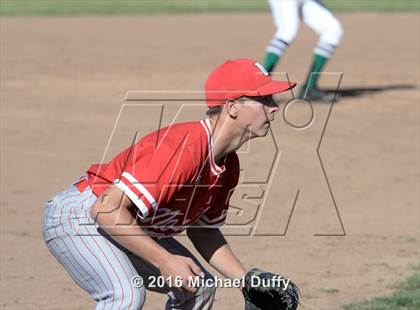 Thumbnail 3 in Tehachapi vs. North photogallery.