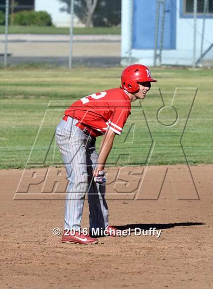 Thumbnail 3 in Tehachapi vs. North photogallery.