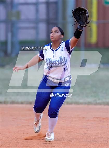 Thumbnail 3 in Spanish River @ Boca Raton photogallery.
