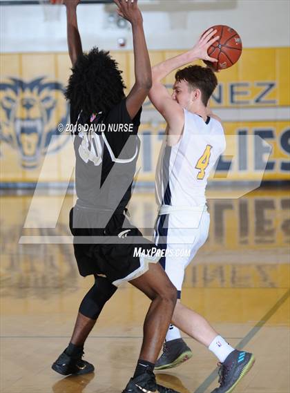 Thumbnail 2 in Knight vs. Crean Lutheran (CIF Division 3AA Final) photogallery.