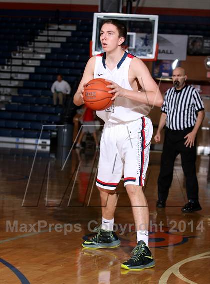 Thumbnail 2 in Bountiful vs. Pinnacle (Tarkanian Classic) photogallery.