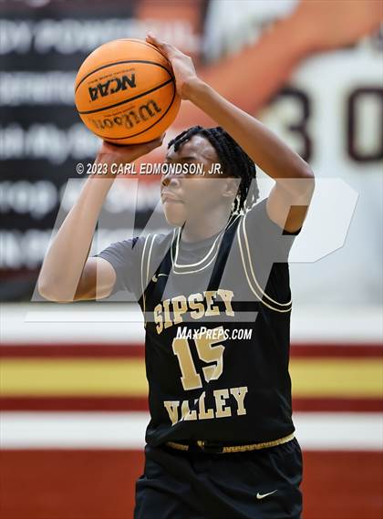 Thumbnail 2 in Sipsey Valley vs. DeKalb County photogallery.