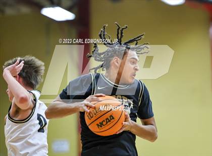 Thumbnail 2 in Sipsey Valley vs. DeKalb County photogallery.