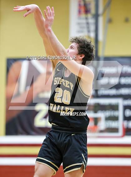 Thumbnail 2 in Sipsey Valley vs. DeKalb County photogallery.