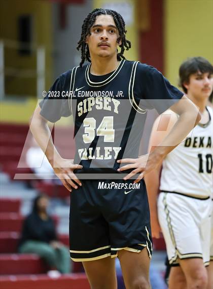 Thumbnail 3 in Sipsey Valley vs. DeKalb County photogallery.