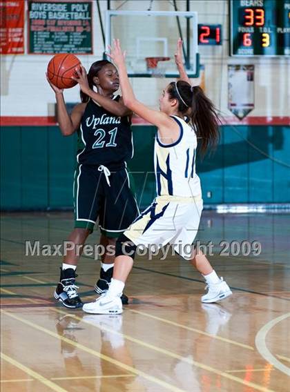 Thumbnail 3 in Yucaipa vs. Upland (Lady Bears Holiday Classic) photogallery.
