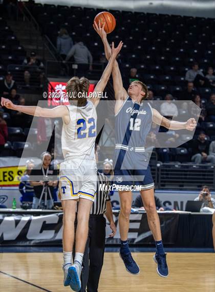 Thumbnail 2 in Olympia vs. Tahoma (King Showcase) photogallery.